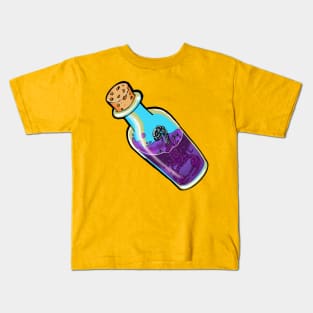 Scorpion in a bottle Kids T-Shirt